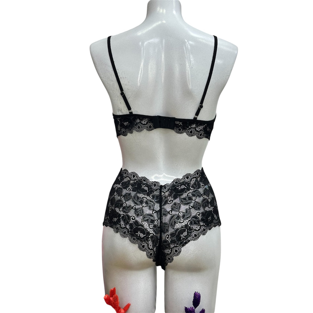 Lace Bralette and shortie