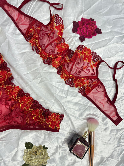 Floral Embroidered Lingerie Set - Red