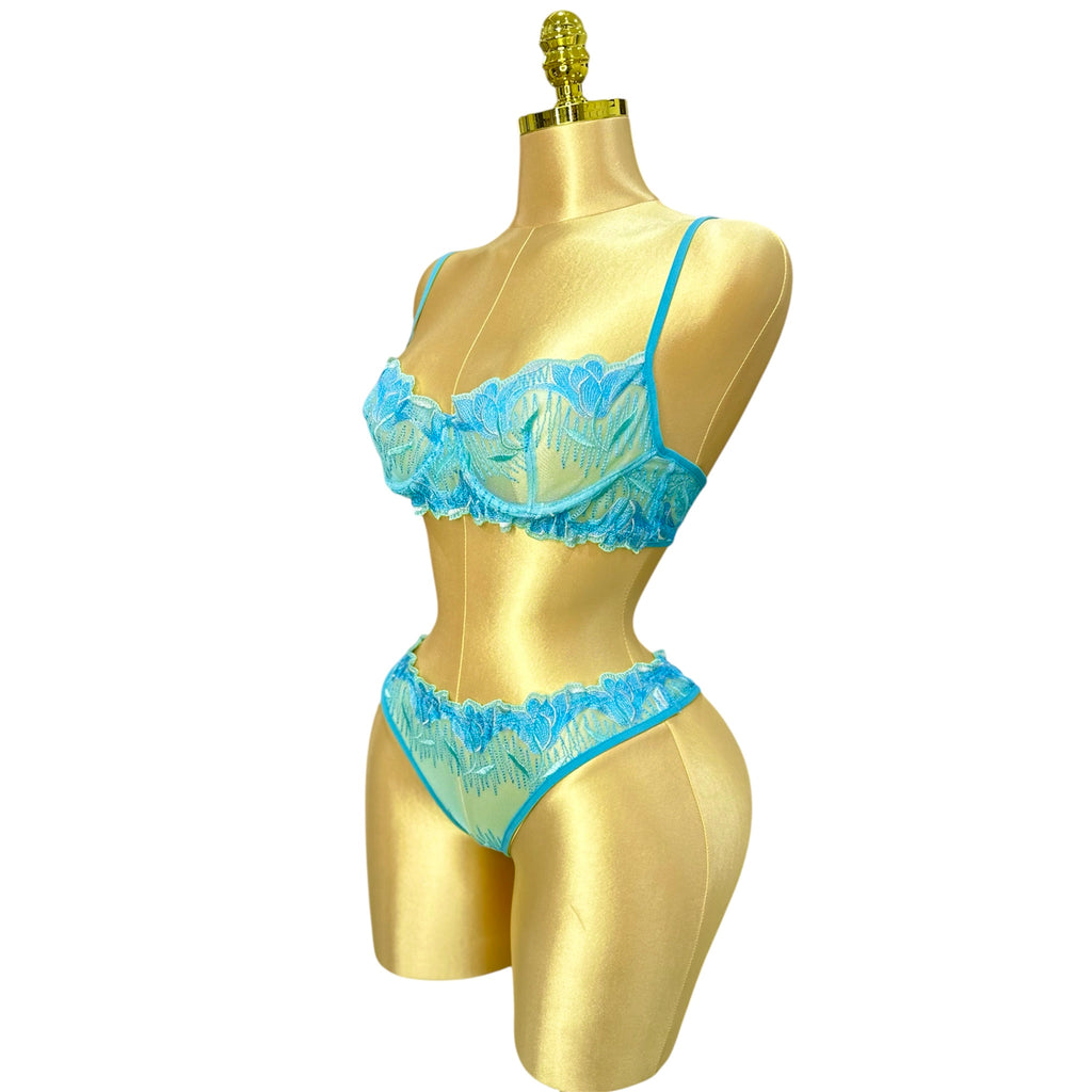 Floral Embroidered Lingerie Set - Powder Blue