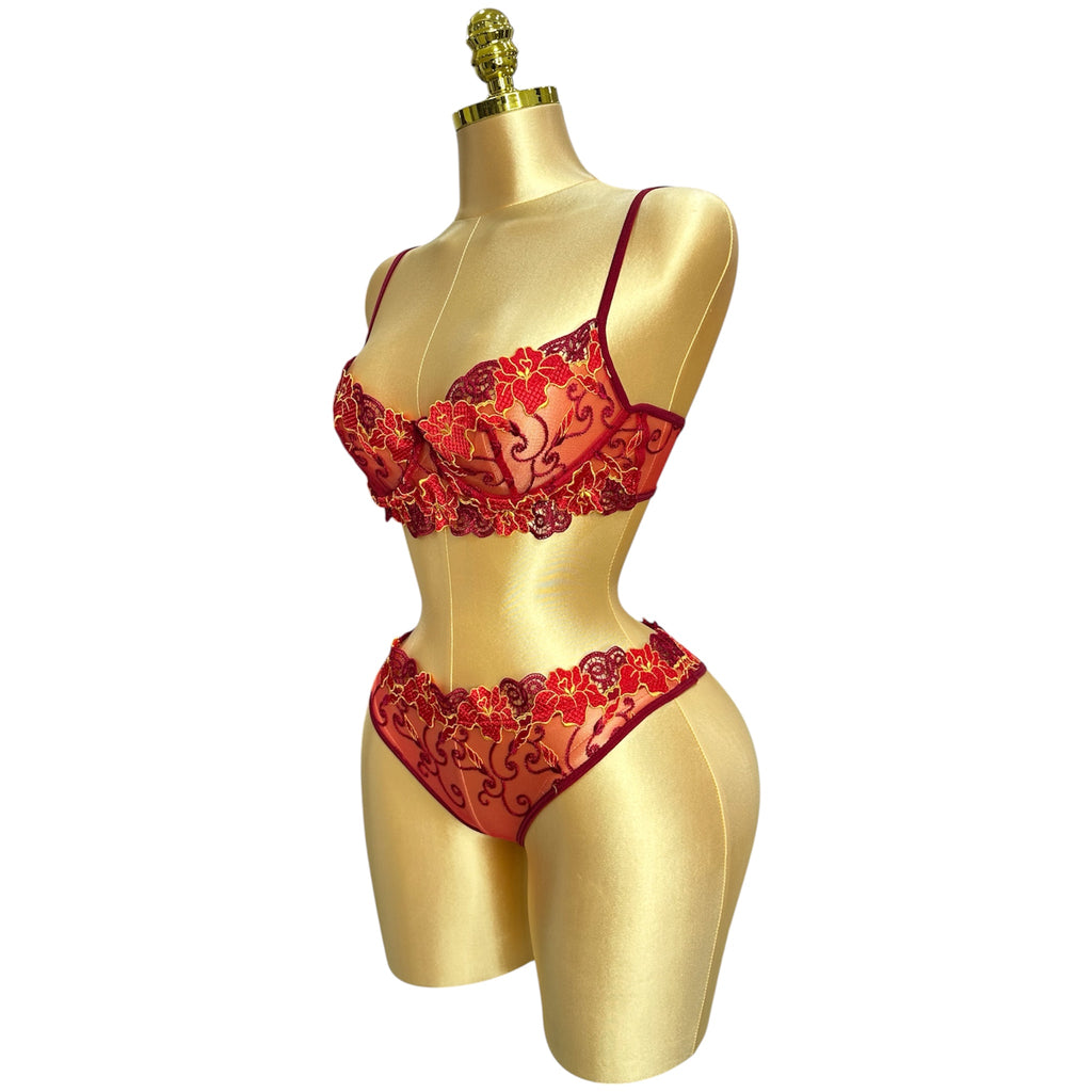 Floral Embroidered Lingerie Set - Red